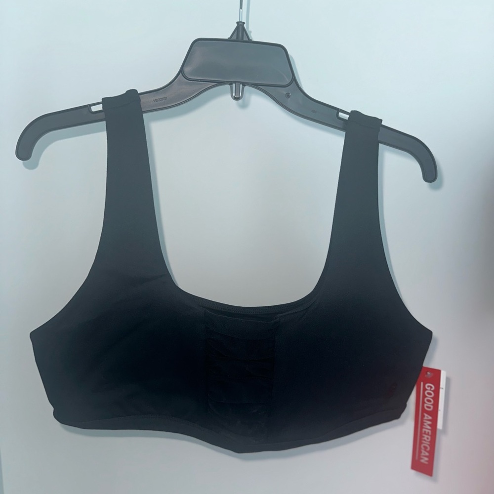 NWT | Good American THE RUCHED SPORTS BRA | Size 5 | BLACK001 |